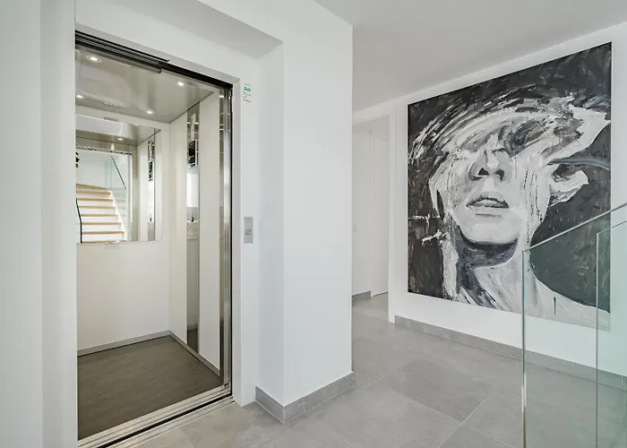 ヴィラ Bellavista *